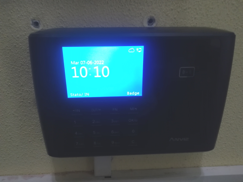 Time and Attendance System, Badge and PIN, A350C Rfid Wi-fi BT Linux